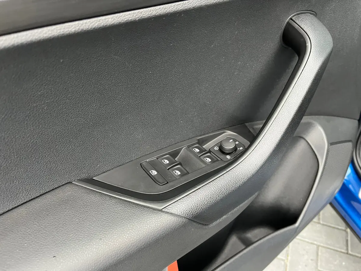 1.5 TSI ACT Business Edition Plus NL.Auto/Trekhaak/Carplay/Camera/Full Led/Cruise/1Ste Eigenaar/Dealer Onderhouden