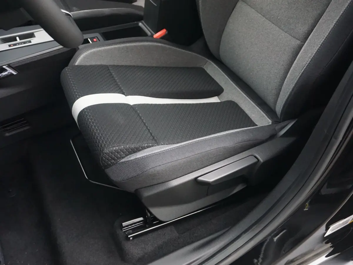 GS 113 Pk 44 kWh 3 fase | Climate Control | Winterpack | Navigatie EU | Privacy Glass | Carplay / AndroidAuto | Parkpilot / Camera |  Direct uit voorraad leverbaar |