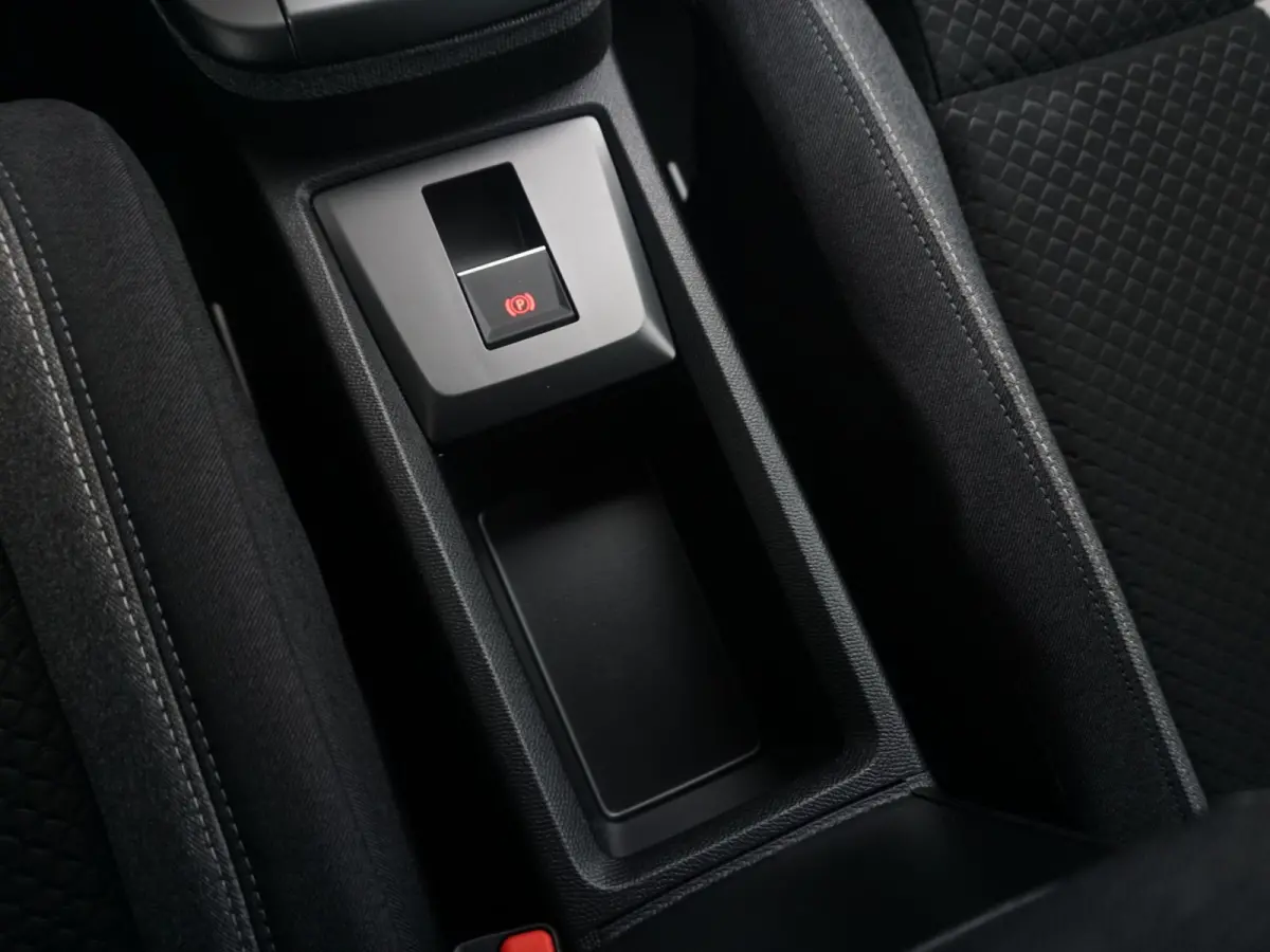 GS 113 Pk 44 kWh 3 fase | Climate Control | Winterpack | Navigatie EU | Privacy Glass | Carplay / AndroidAuto | Parkpilot / Camera |  Direct uit voorraad leverbaar |