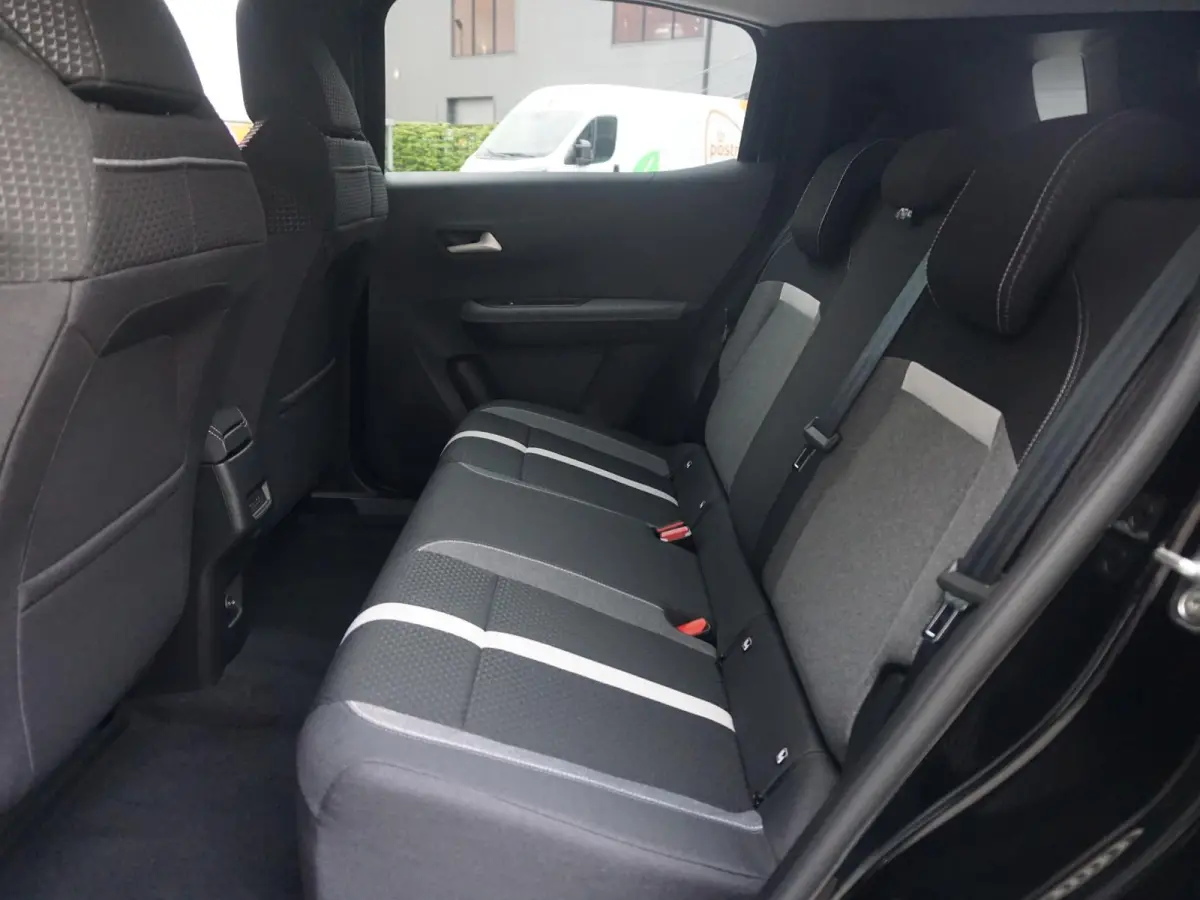 GS 113 Pk 44 kWh 3 fase | Climate Control | Winterpack | Navigatie EU | Privacy Glass | Carplay / AndroidAuto | Parkpilot / Camera |  Direct uit voorraad leverbaar |