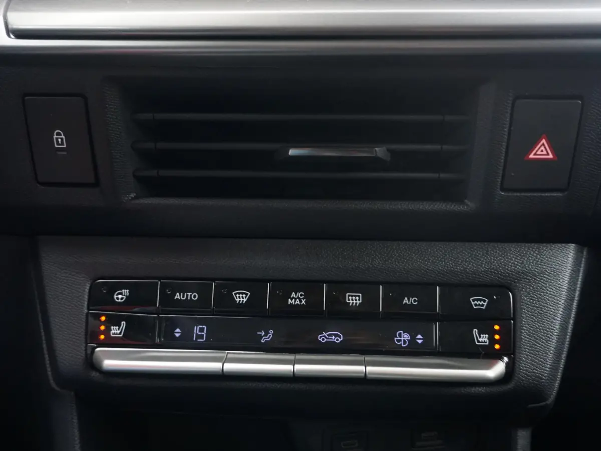 GS 113 Pk 44 kWh 3 fase | Climate Control | Winterpack | Navigatie EU | Privacy Glass | Carplay / AndroidAuto | Parkpilot / Camera |  Direct uit voorraad leverbaar |