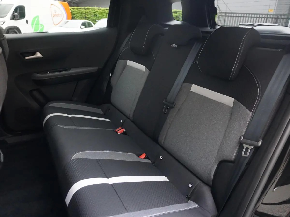 GS 113 Pk 44 kWh 3 fase | Climate Control | Winterpack | Navigatie EU | Privacy Glass | Carplay / AndroidAuto | Parkpilot / Camera |  Direct uit voorraad leverbaar |