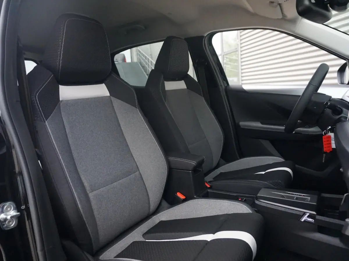 GS 113 Pk 44 kWh 3 fase | Climate Control | Winterpack | Navigatie EU | Privacy Glass | Carplay / AndroidAuto | Parkpilot / Camera |  Direct uit voorraad leverbaar |