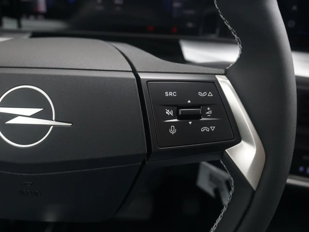 GS 113 Pk 44 kWh 3 fase | Climate Control | Winterpack | Navigatie EU | Privacy Glass | Carplay / AndroidAuto | Parkpilot / Camera |  Direct uit voorraad leverbaar |