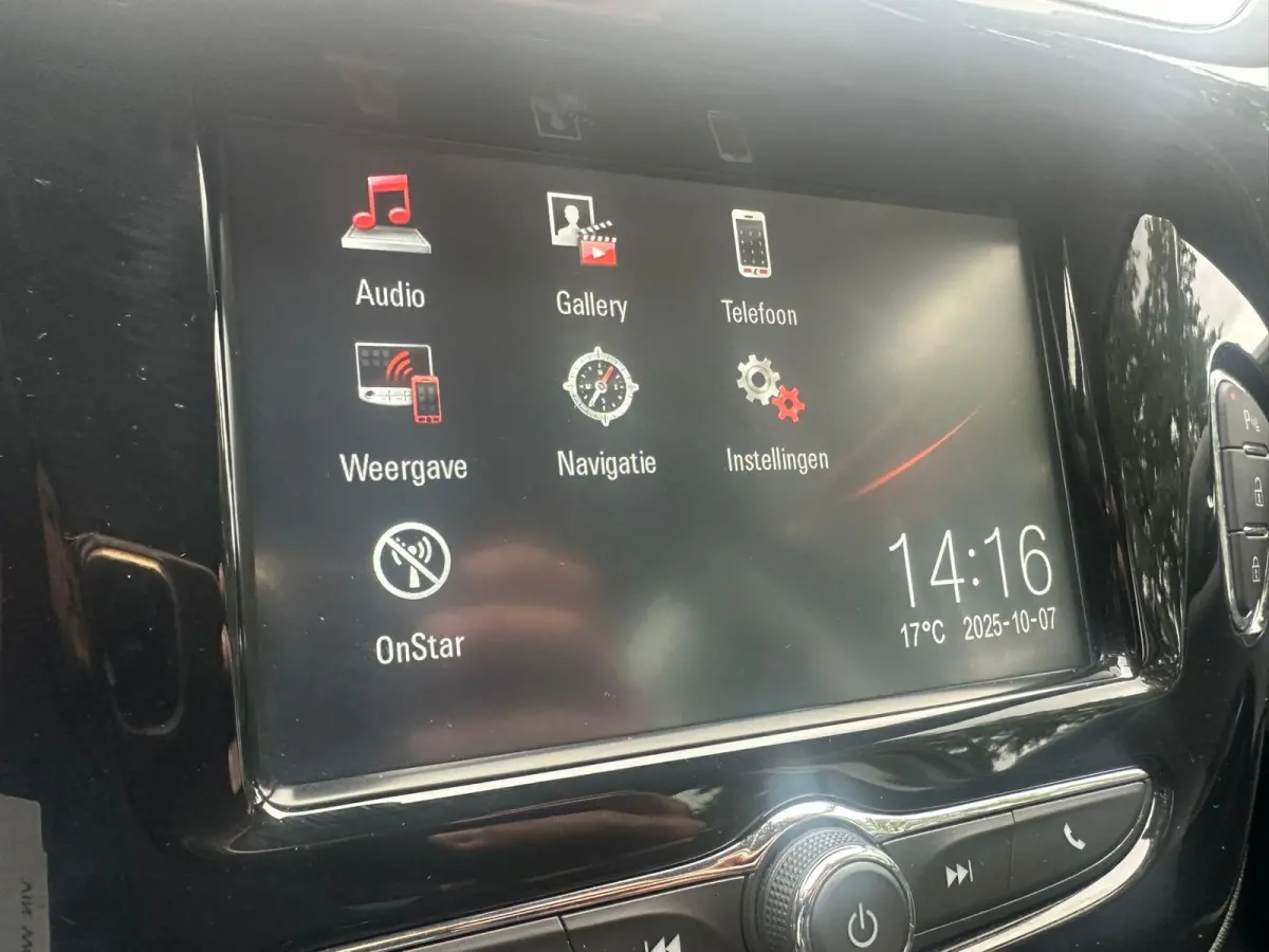 1.0 Turbo Online Edition Navi Camera! PDC Clima! Nette auto!