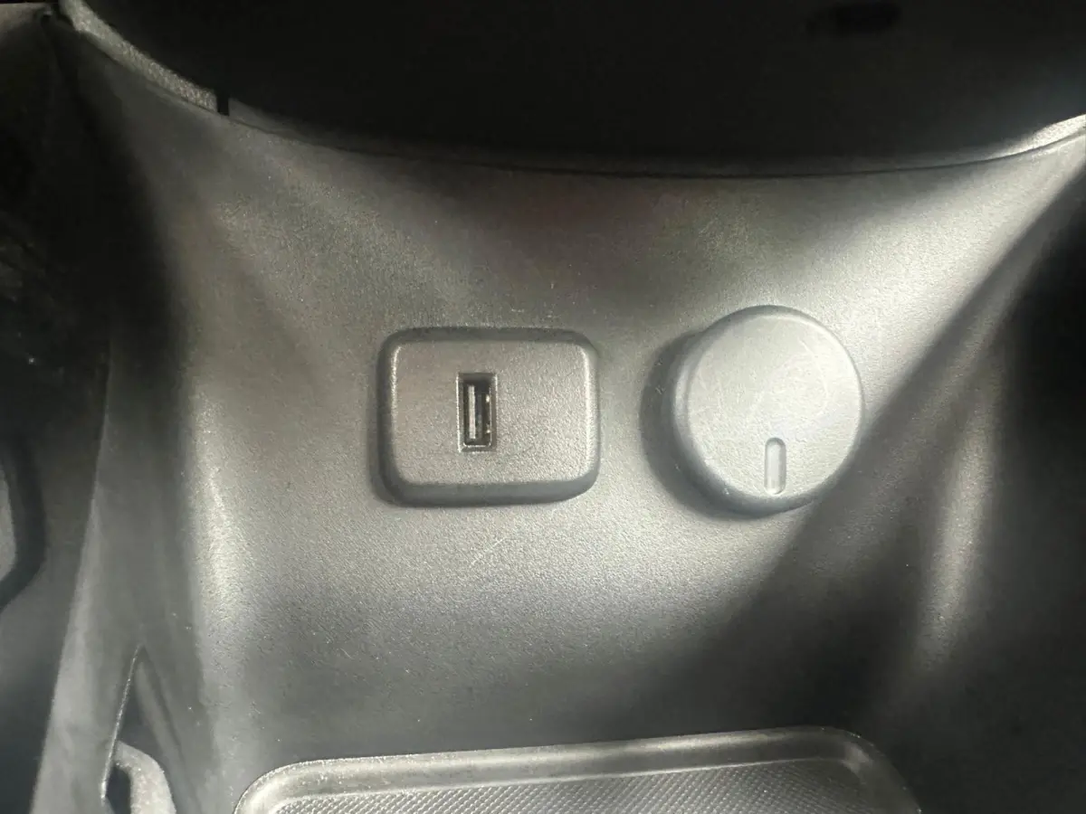 1.0 Turbo Online Edition Navi Camera! PDC Clima! Nette auto!