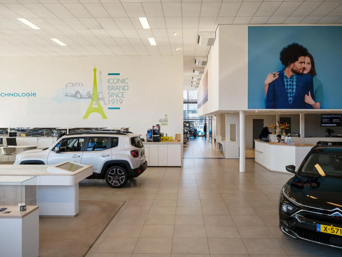 1.6 Plug-in Hybrid 195 Allure 7p * Panoramic Navigation pack * 360 Vision & Drive Pack * Zeer Compleet
