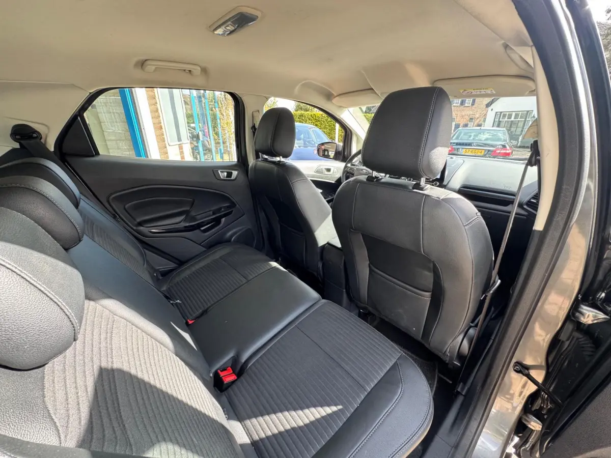 1.0 EcoBoost Titanium 2019 NAVI CLIMA NAP BTW!