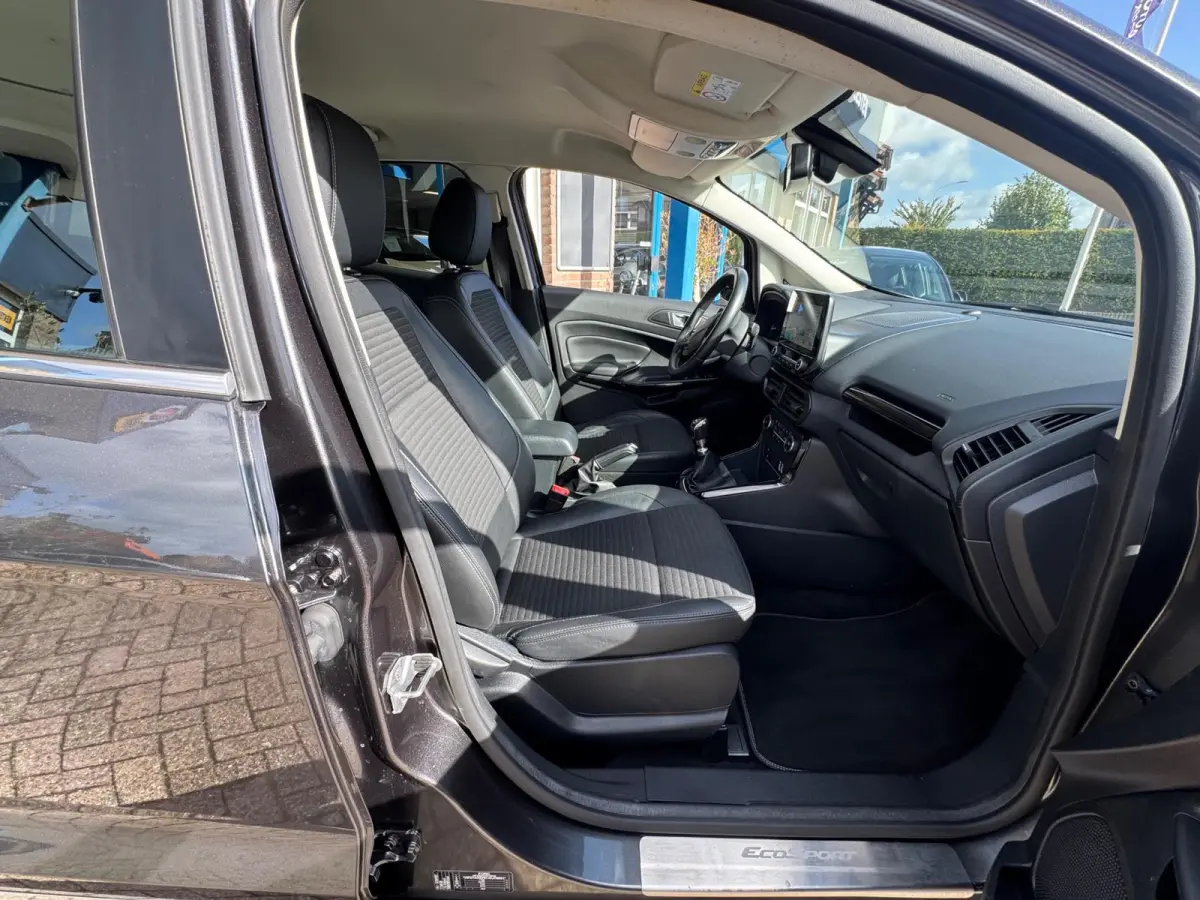 1.0 EcoBoost Titanium 2019 NAVI CLIMA NAP BTW!