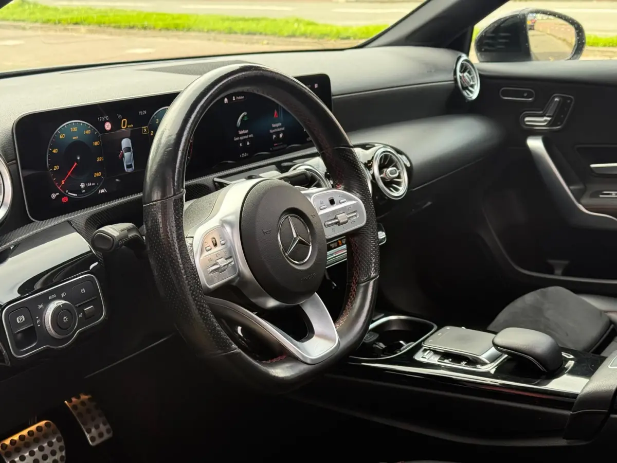200 AMG | Pano | Memory | Sfeer | Keyless