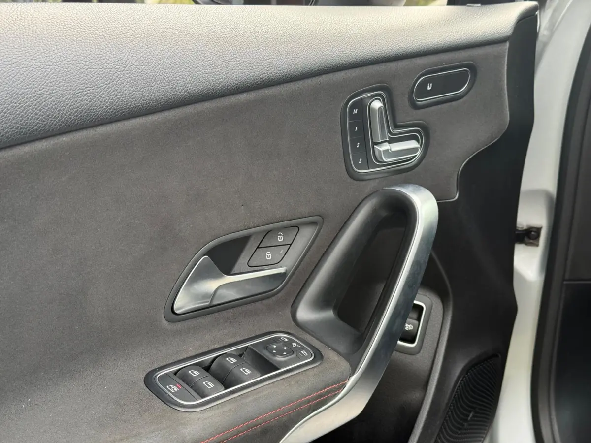 200 AMG | Pano | Memory | Sfeer | Keyless