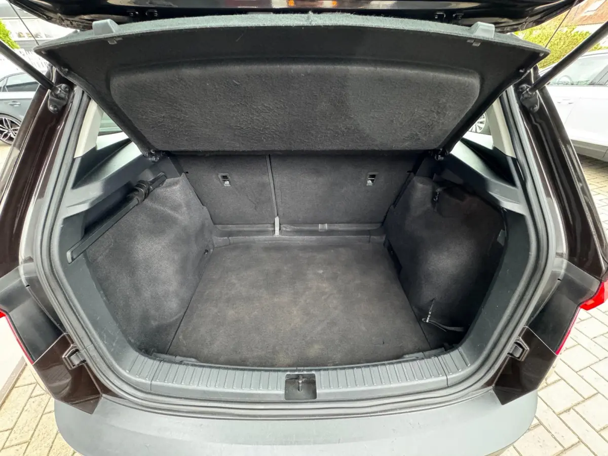 1.0 TSI Business Edition 1e Eigenaar 65000 km ! .