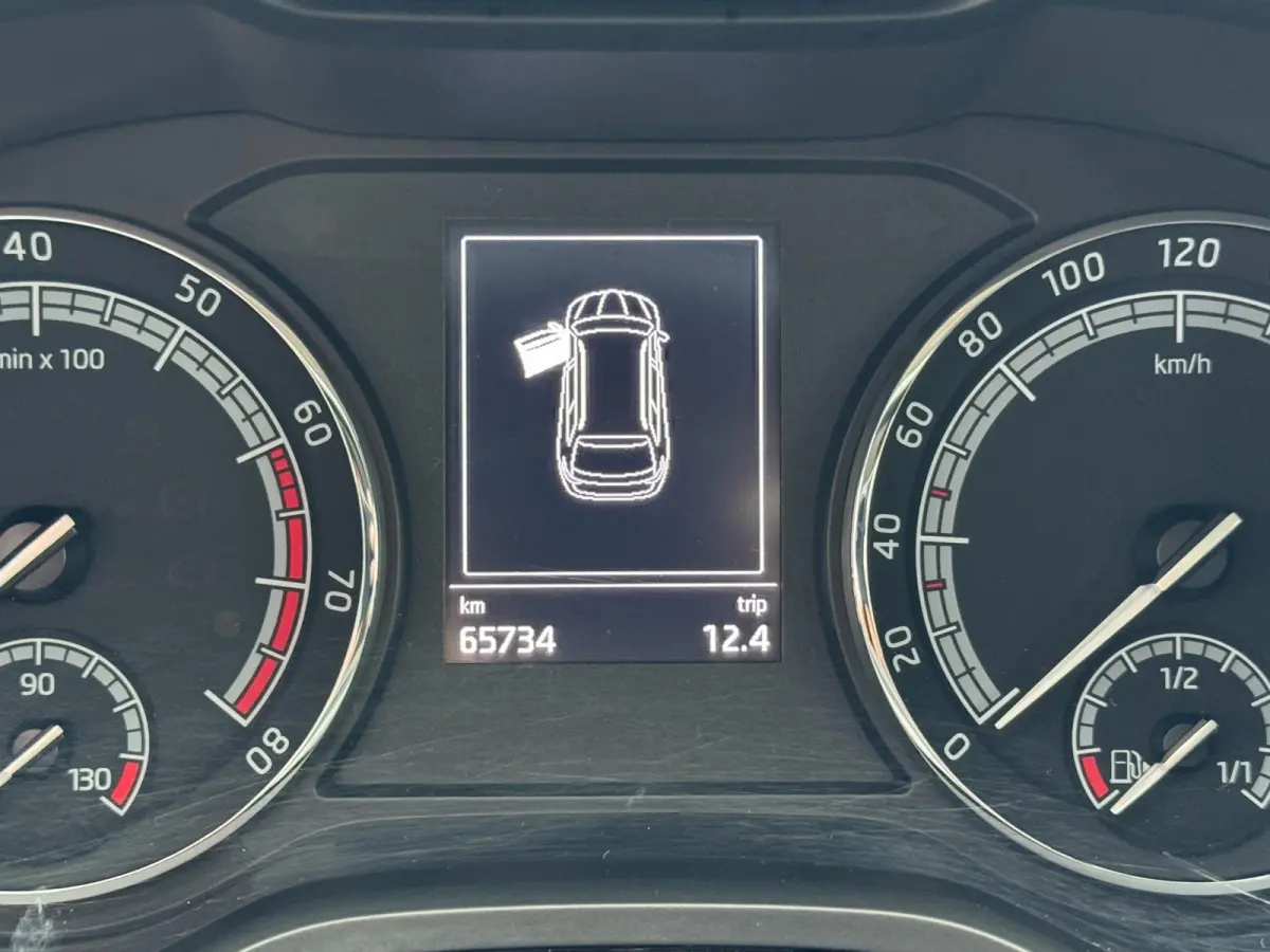 1.0 TSI Business Edition 1e Eigenaar 65000 km ! .