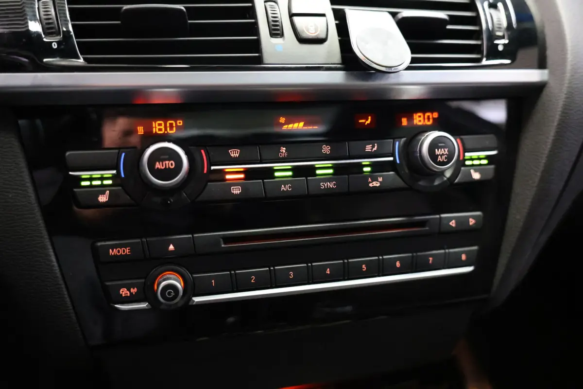 xDrive30d M-Sport PANO HUD EURO 6 H/K ACC LEER MEMORY 360CAM '16