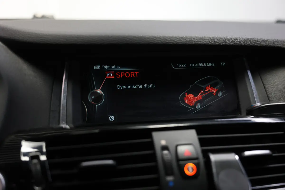 xDrive30d M-Sport PANO HUD EURO 6 H/K ACC LEER MEMORY 360CAM '16