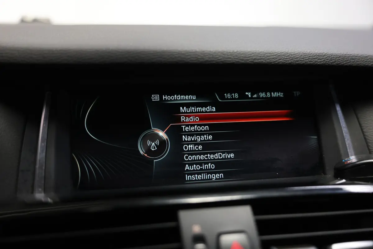 xDrive30d M-Sport PANO HUD EURO 6 H/K ACC LEER MEMORY 360CAM '16