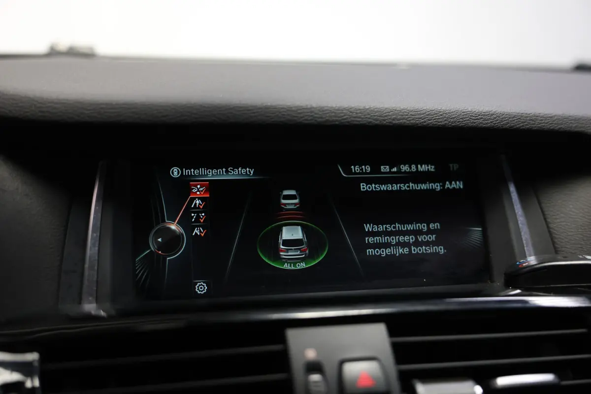 xDrive30d M-Sport PANO HUD EURO 6 H/K ACC LEER MEMORY 360CAM '16