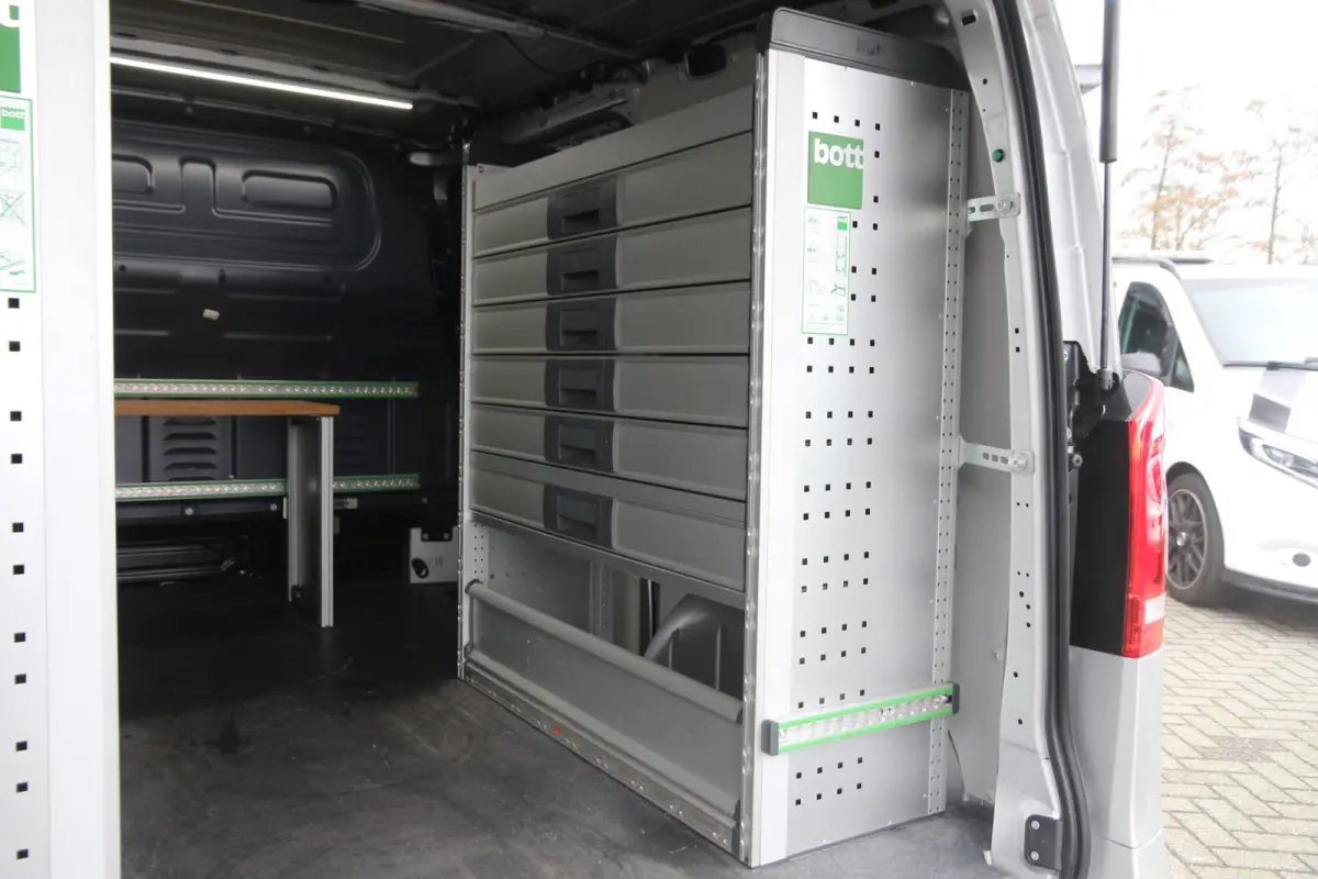 190PK CDI | Aut. | Werkplaats inrichting | Navi | Cruise | Airco..