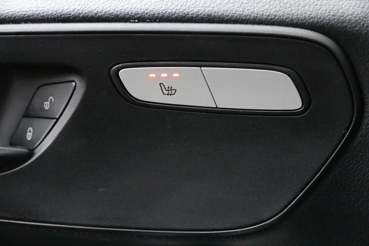 119 CDI | Aut. | 4Matic / 4x4 | Werkplaats inrichting | Cruise | Airco..