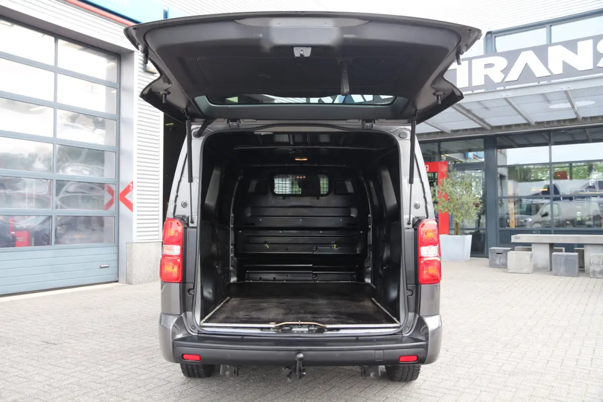 2.0 BlueHDI 180 | Aut. | L3 | Xenon | Keyless | Standkachel | Clima..