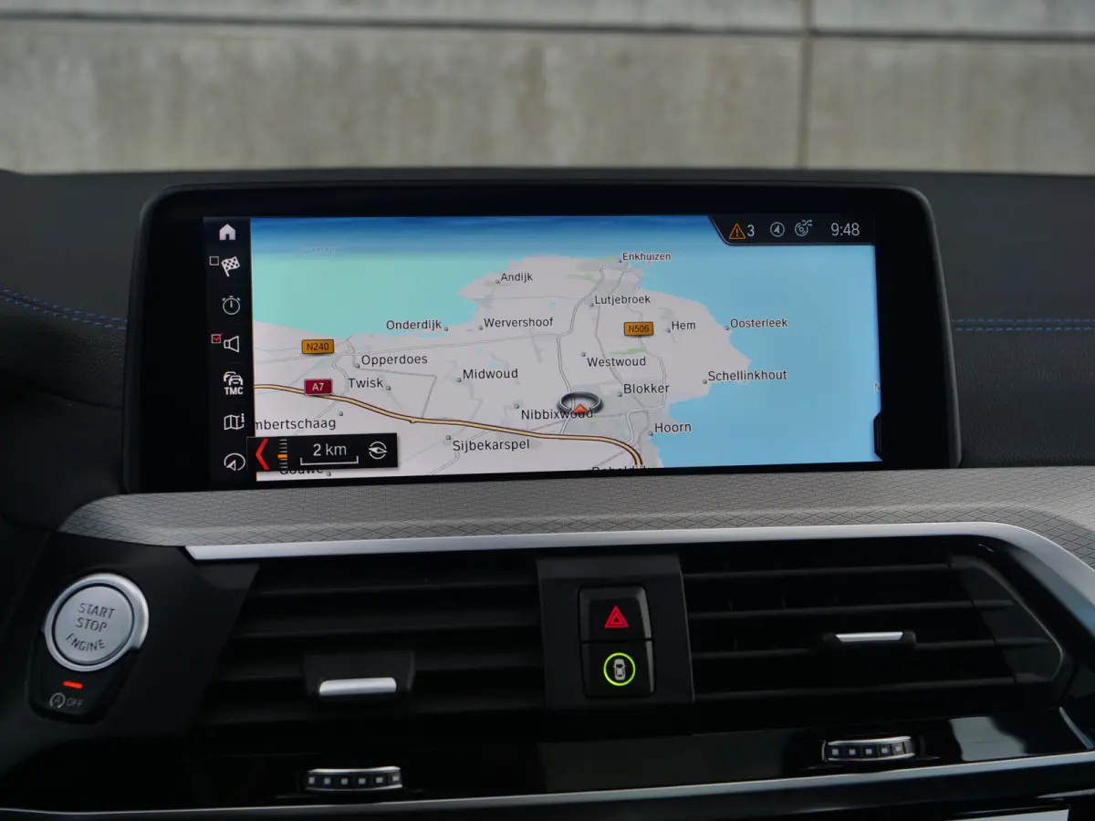 M40i xDrive High Executive | panorama | keyless go&entry | trekhaak | zeer nette staat.