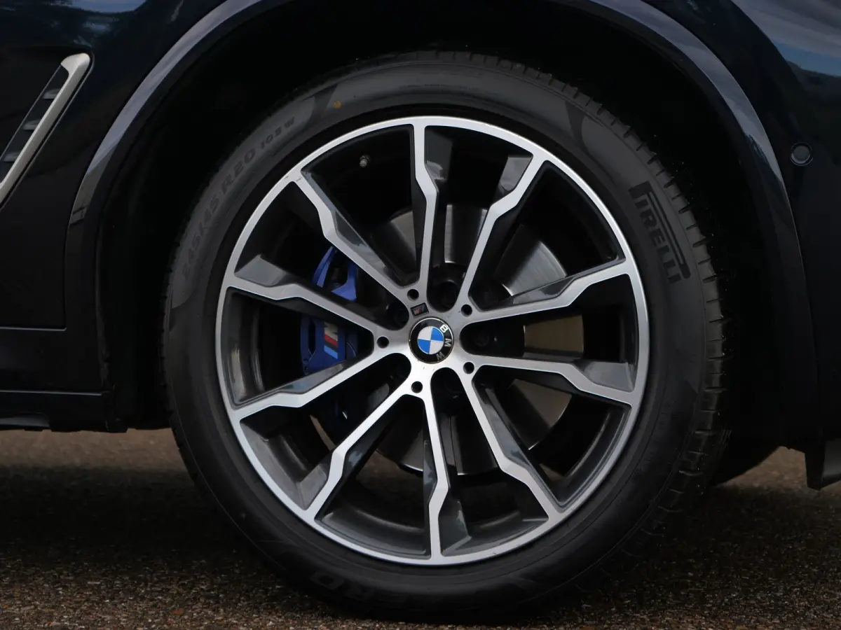 M40i xDrive High Executive | panorama | keyless go&entry | trekhaak | zeer nette staat.