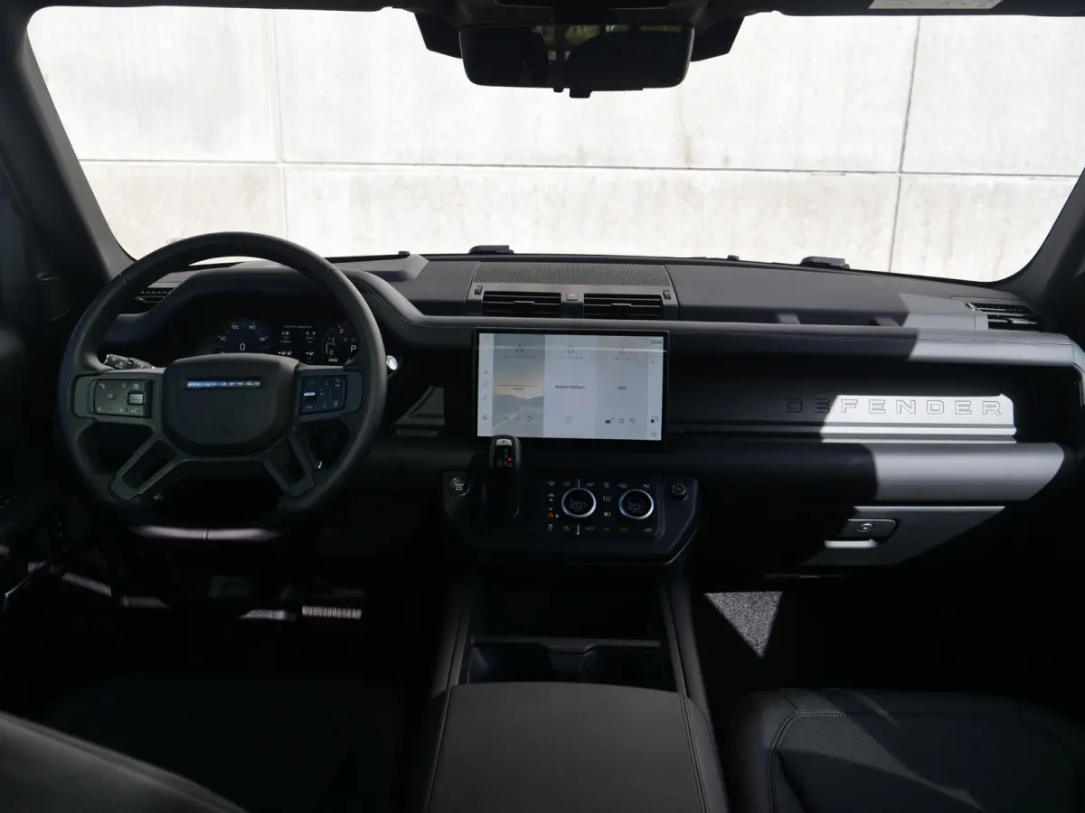 2.0 P300e 110 X-Dynamic HSE | pano | stoel koeling | elektr Trekhaak..