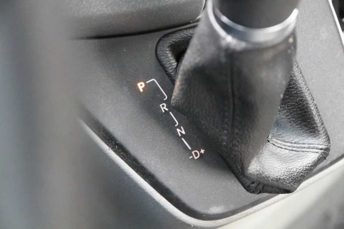 516 CDI | Aut. | 4x4 | ZG1 | Euro 6 | Open laadbak | Cruise | Airco..