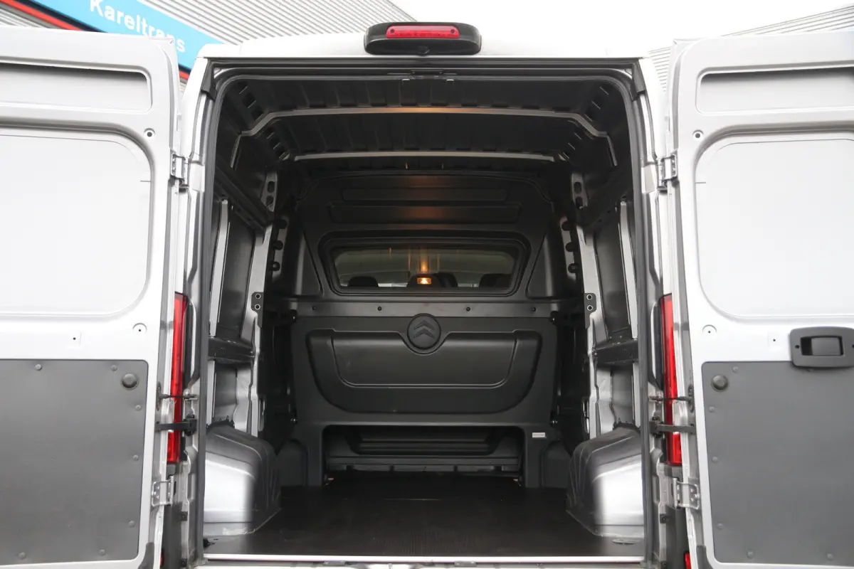 2.2 BlueHDi 140 | DC | L2H2 | 8.800KM | Navi | Camera | Cruise | Airco..
