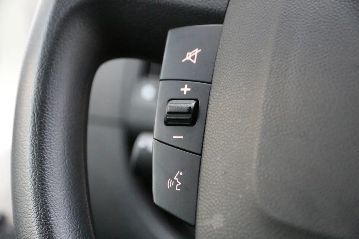 2.2 BlueHDi 140 | DC | L2H2 | 8.800KM | Navi | Camera | Cruise | Airco..