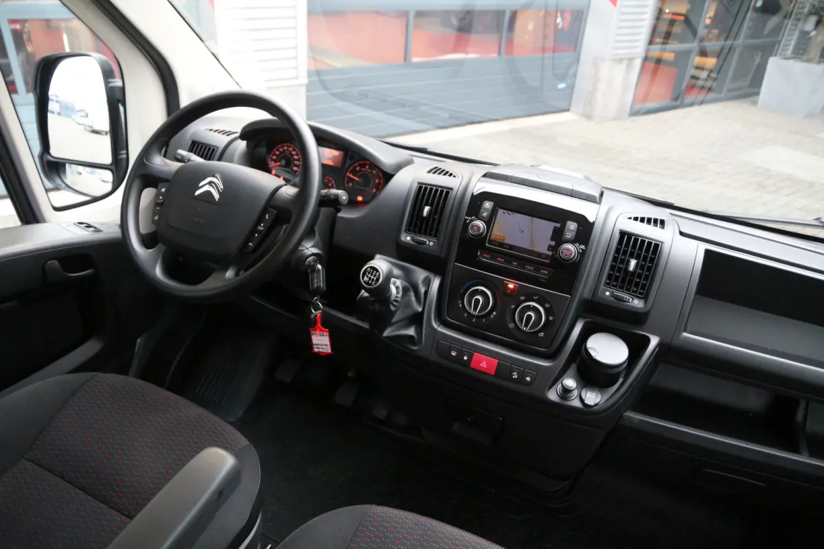 2.2 BlueHDi 140 | DC | L2H2 | 8.800KM | Navi | Camera | Cruise | Airco..