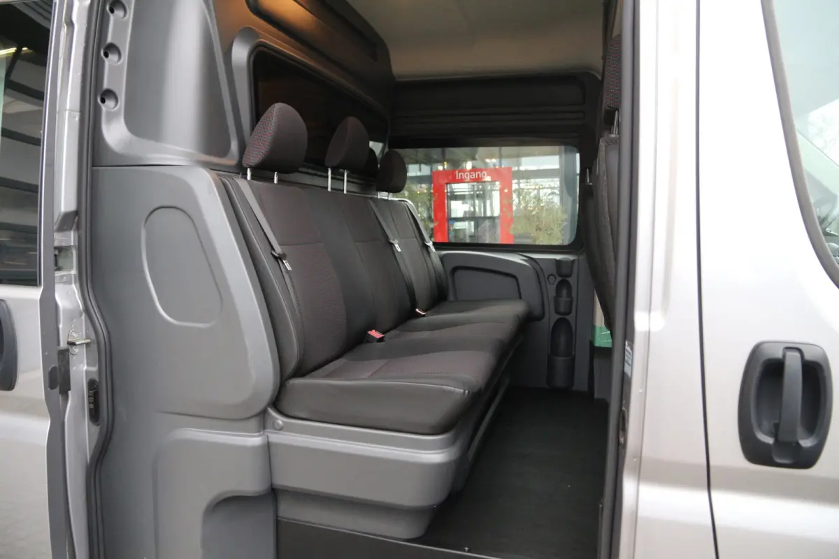 2.2 BlueHDi 140 | DC | L2H2 | 8.800KM | Navi | Camera | Cruise | Airco..