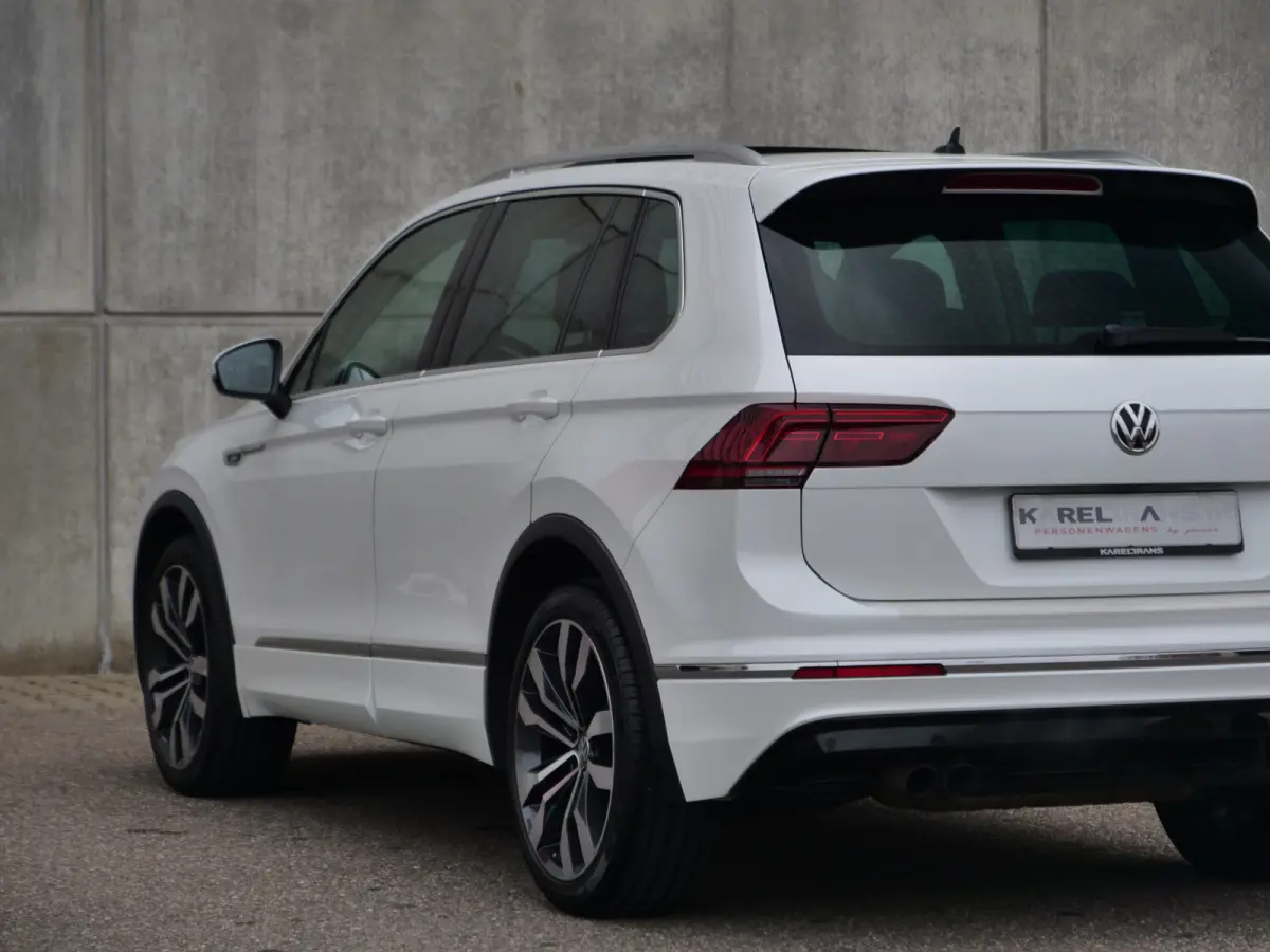 2.0 TSI 4Motion Highline | R-line | panorama | leder | keyless go&entry.