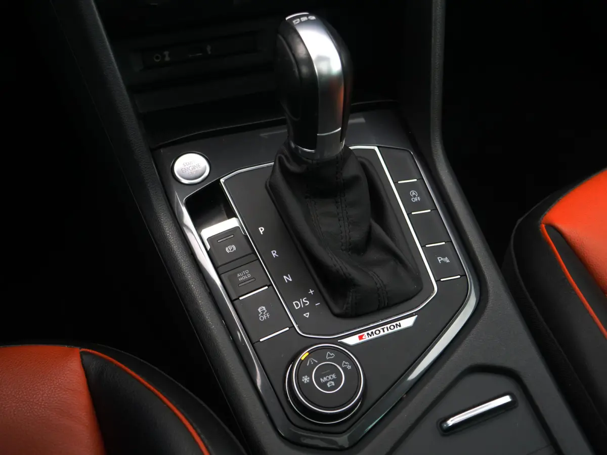 2.0 TSI 4Motion Highline | R-line | panorama | leder | keyless go&entry.