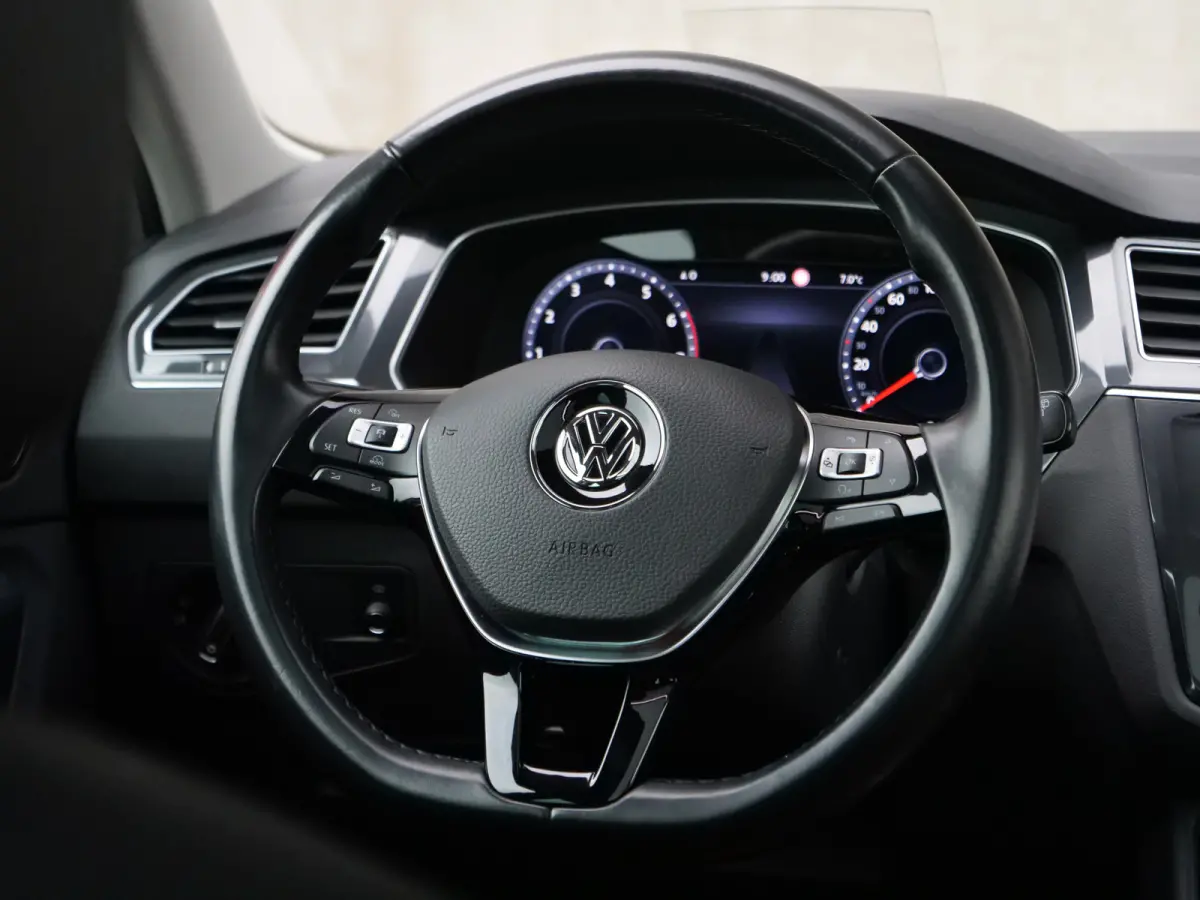 2.0 TSI 4Motion Highline | R-line | panorama | leder | keyless go&entry.