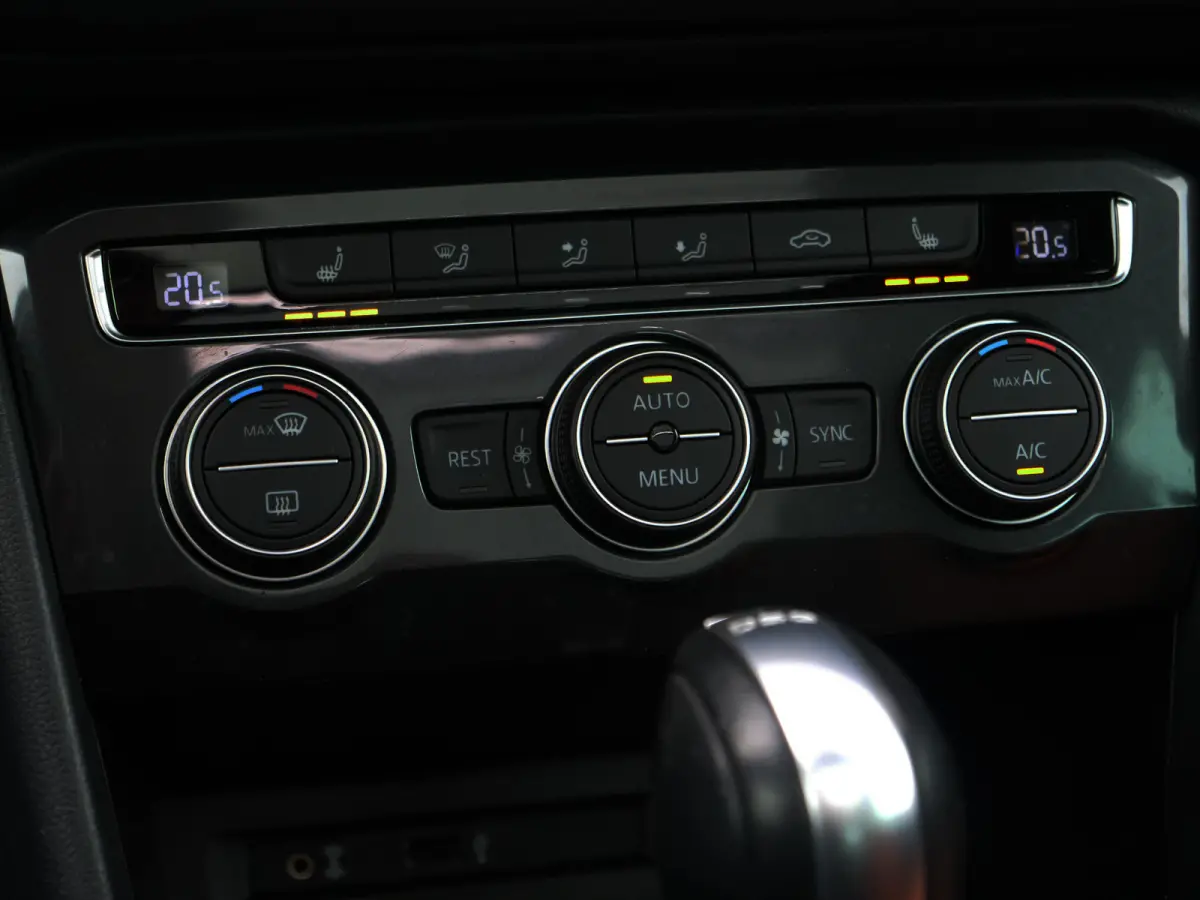 2.0 TSI 4Motion Highline | R-line | panorama | leder | keyless go&entry.
