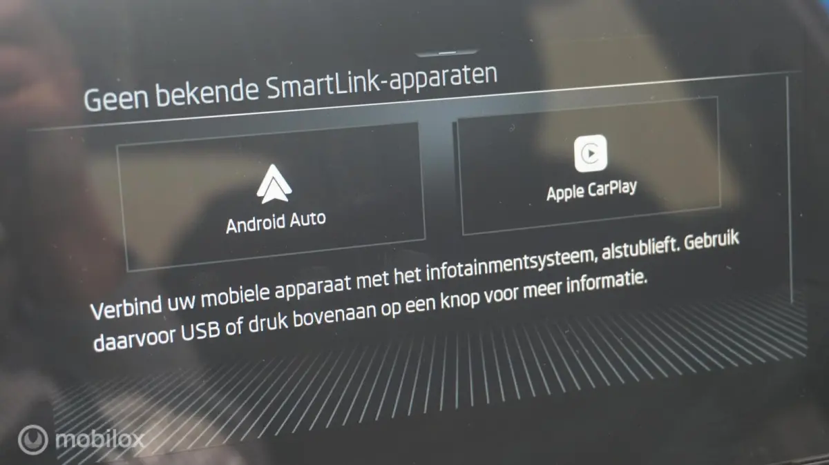 1.0 TSI 95PK Business edition Bi-Color/Carplay Control | Climate Control
