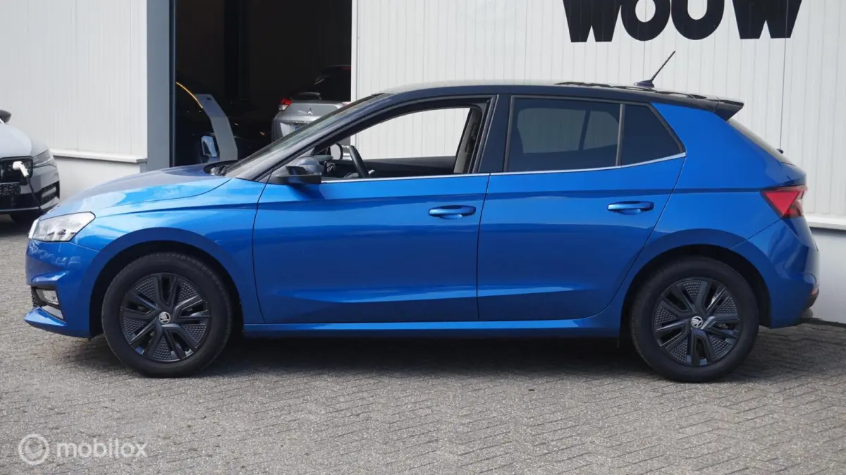 1.0 TSI 95PK Business edition Bi-Color/Carplay Control | Climate Control