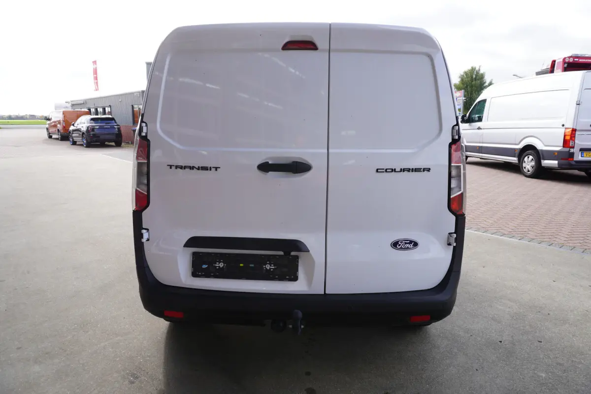 1.0 EcoBoost 125PK Trend Benzine Automaat Nr. V195 | Airco | Cruise | Trekhaak | Apple CP- Android auto