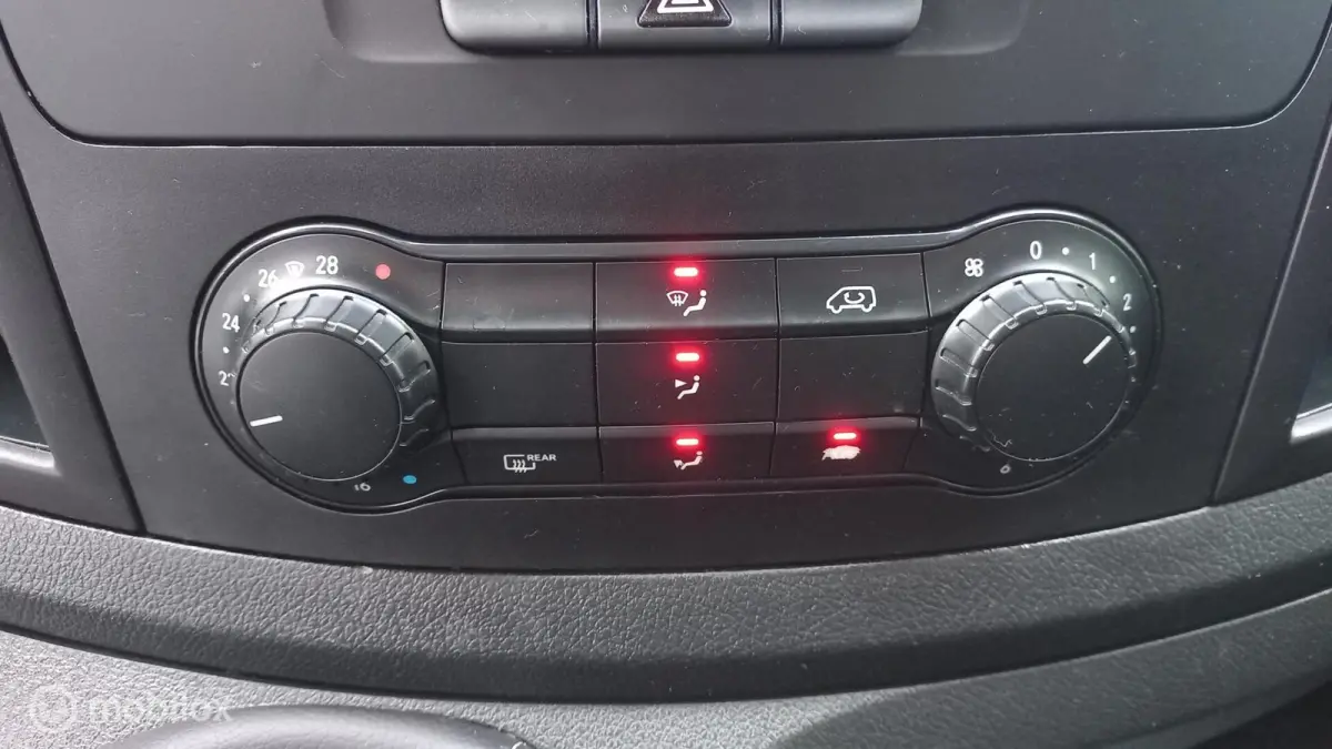 109 BlueTEC Base Extra Lang 9PERSOONS