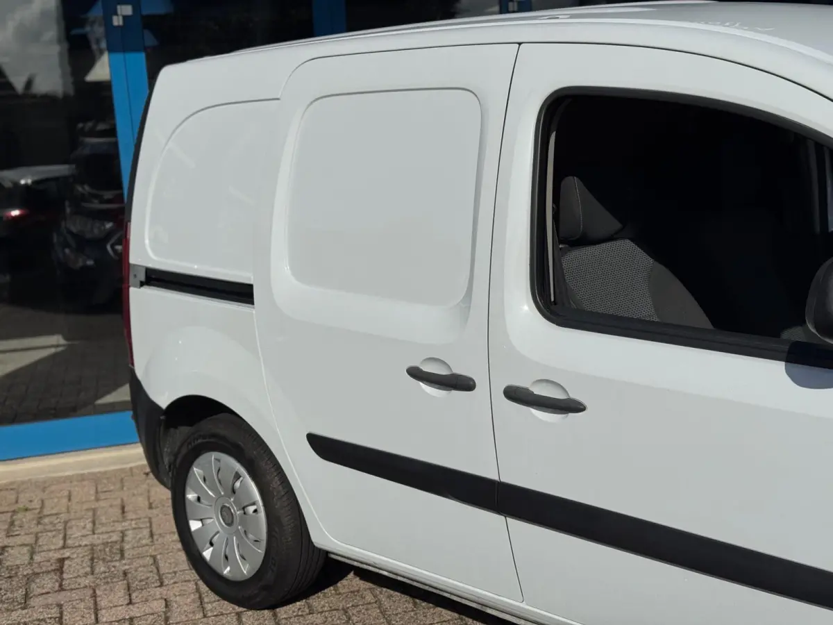 108 CDI BlueEFFICIENCY 2017 AIRCO BTW!