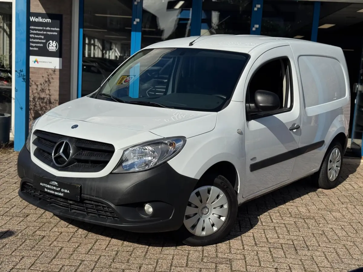 108 CDI BlueEFFICIENCY 2017 AIRCO BTW!