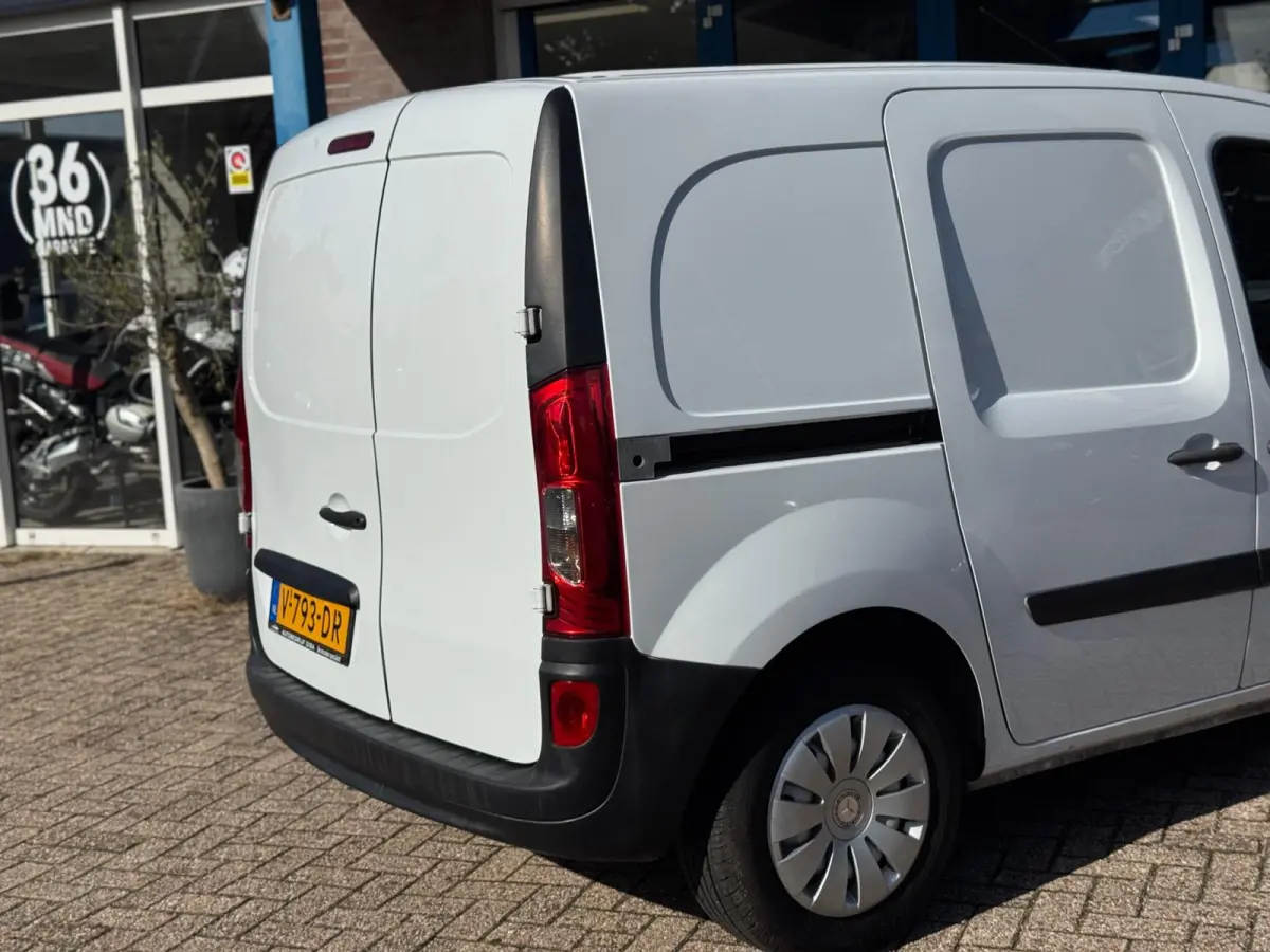 108 CDI BlueEFFICIENCY 2017 AIRCO BTW!