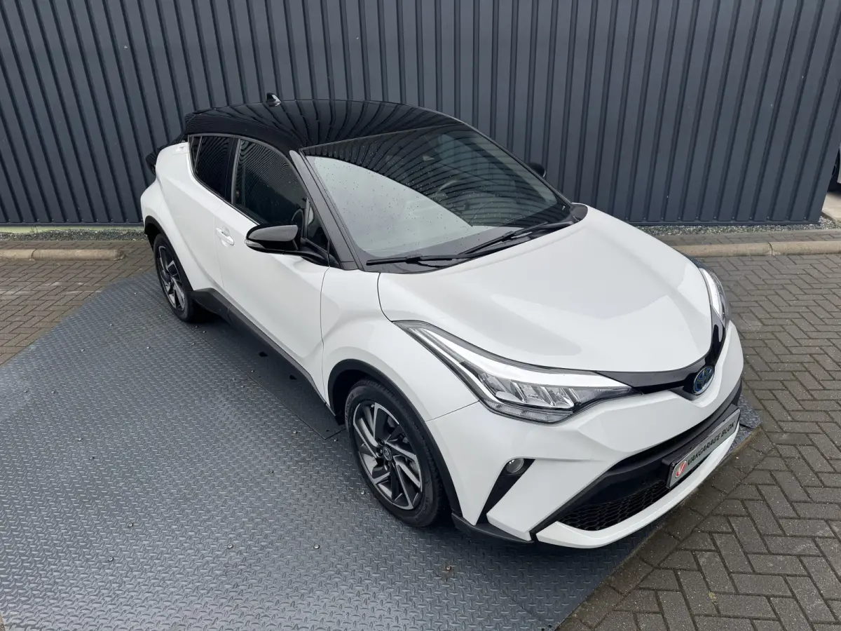 2.0 Hybrid Bi-Tone | Draadloos Apple Carplay/Android auto | PDC V+A | BSM | 10jr GARANTIE | Rijklaar!!!