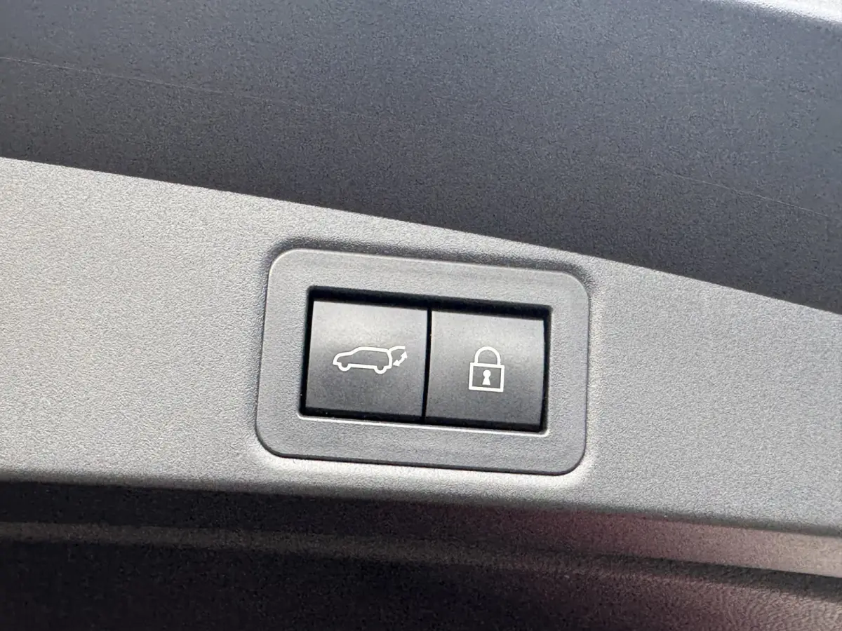 2.0 Hybrid Executive(vergelijkbaar met GR-Sport) | Schuif/-kantel dak | JBL | Head-up | Rijklaar!!