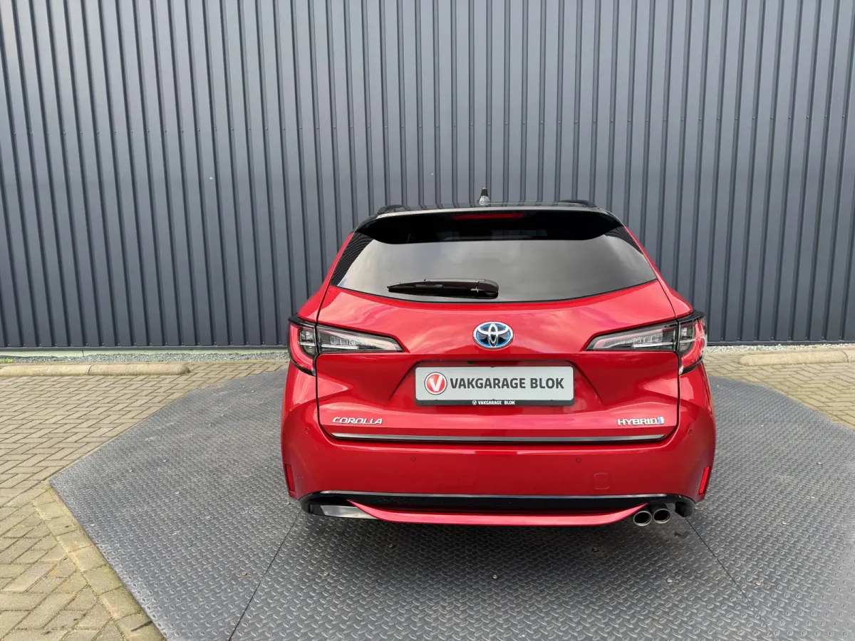 2.0 Hybrid Executive(vergelijkbaar met GR-Sport) | Schuif/-kantel dak | JBL | Head-up | Rijklaar!!