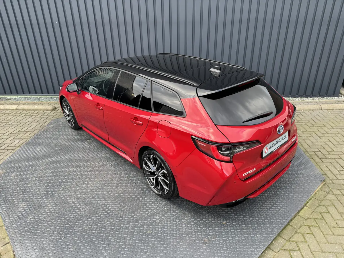 2.0 Hybrid Executive(vergelijkbaar met GR-Sport) | Schuif/-kantel dak | JBL | Head-up | Rijklaar!!