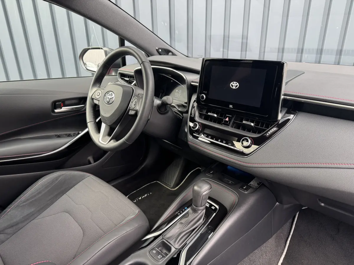 2.0 Hybrid Executive(vergelijkbaar met GR-Sport) | Schuif/-kantel dak | JBL | Head-up | Rijklaar!!
