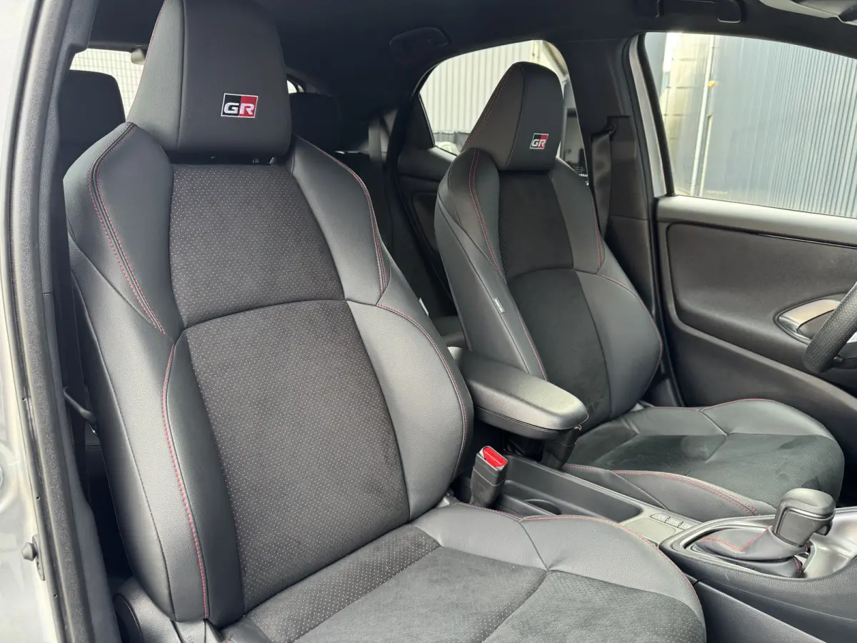 1.5 Hybrid 130 Sport / Bi tone | PDC V+A | BSM | 10jr GARANTIE | Rijklaar!!