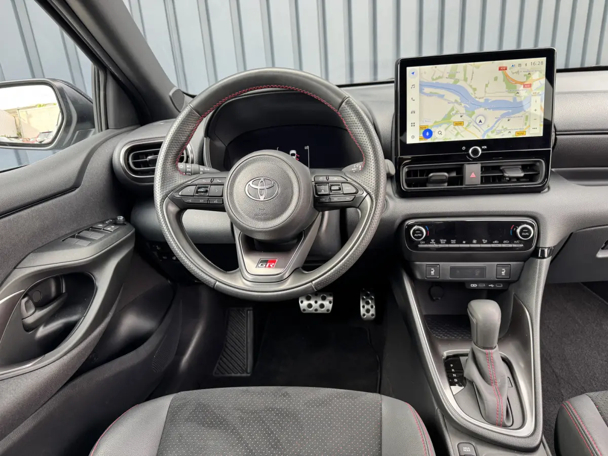 1.5 Hybrid 130 Sport / Bi tone | PDC V+A | BSM | 10jr GARANTIE | Rijklaar!!